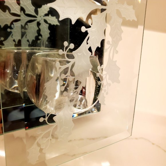 Holly Berry & Snowflake Glass Mirror Candle Holders 2pcs Holiday Decor / Gifts - Picture 13 of 14